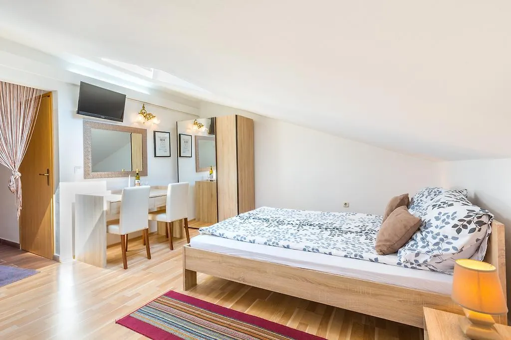 Bed & Breakfast La Fontana Medulin
